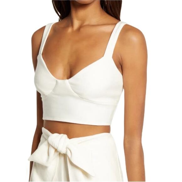 Katie May Vibing Me Knit Set Crop Top & Shorts in Cream XS - Picture 6 of 14